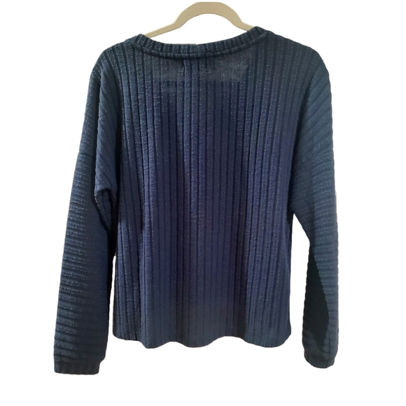 Hippie Rose Soft Sweater size medium - Picture 2 of 5